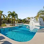 Stylish 2-bedroom In Alcazaba Lagoon Rdr529