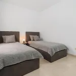 Apartment Stylish 2-bedroom In Alcazaba Lagoon Rdr529 Estepona