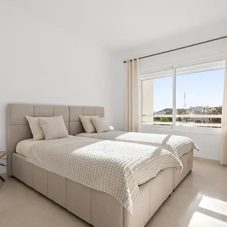 Stylish 2-bedroom In Alcazaba Lagoon Rdr529 Lägenhet