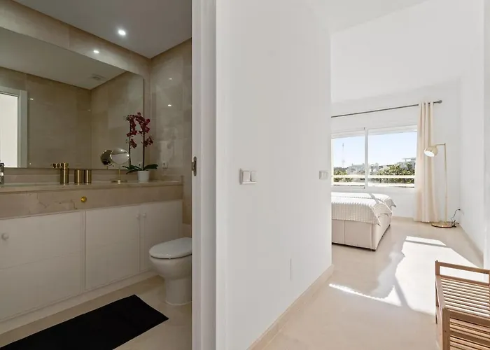 Stylish 2-bedroom In Alcazaba Lagoon Rdr529 * Estepona
