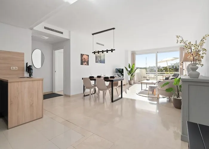 Stylish 2-bedroom In Alcazaba Lagoon Rdr529 Lägenhet Estepona