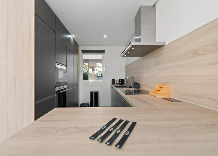 Stylish 2-bedroom In Alcazaba Lagoon Rdr529 Lägenhet Estepona