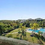 Stylish 2-bedroom In Alcazaba Lagoon Rdr529 아파트 에스테포나